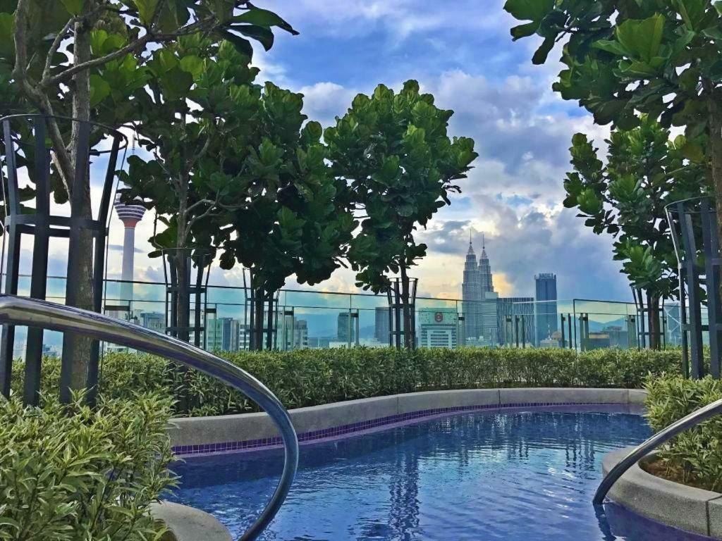 Infinity Skypool The Robertson Kl Apartment Kuala Lumpur Exterior photo